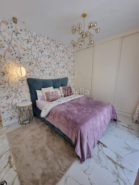 Foto 8f749fe8-9c32-43ac-bbac-ba7b4abbbd62. Chalet en calle orfebres 44 villa ubicada en las mejores zonas con suelos de marmol, 5 habitaciones, 5 baños, piscina. en Mijas