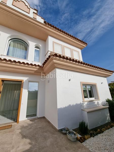 Foto cc687121-1f23-421d-9ba3-b5873ea4daac. Chalet en calle orfebres 44 villa ubicada en las mejores zonas con suelos de marmol, 5 habitaciones, 5 baños, piscina. en Mijas