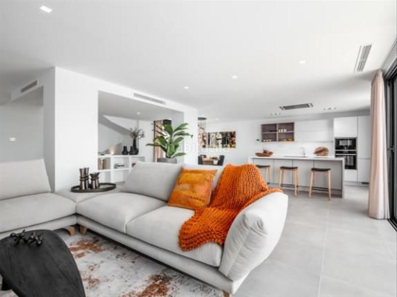 Foto 95afb06d-c9fb-4a2d-992e-3986254bc78c. Lloguer xalet a n/a a Costabella Marbella