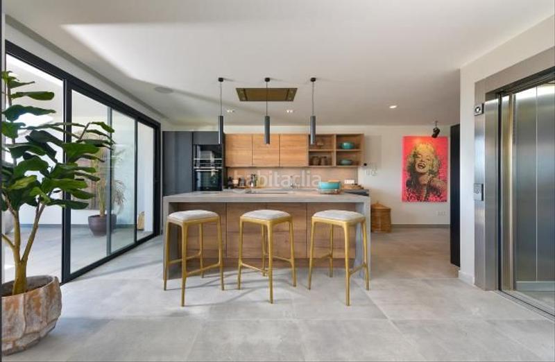 Foto a4baab3f-dcf1-4064-967d-72c8174209e3. Lloguer xalet a n/a a Costabella Marbella