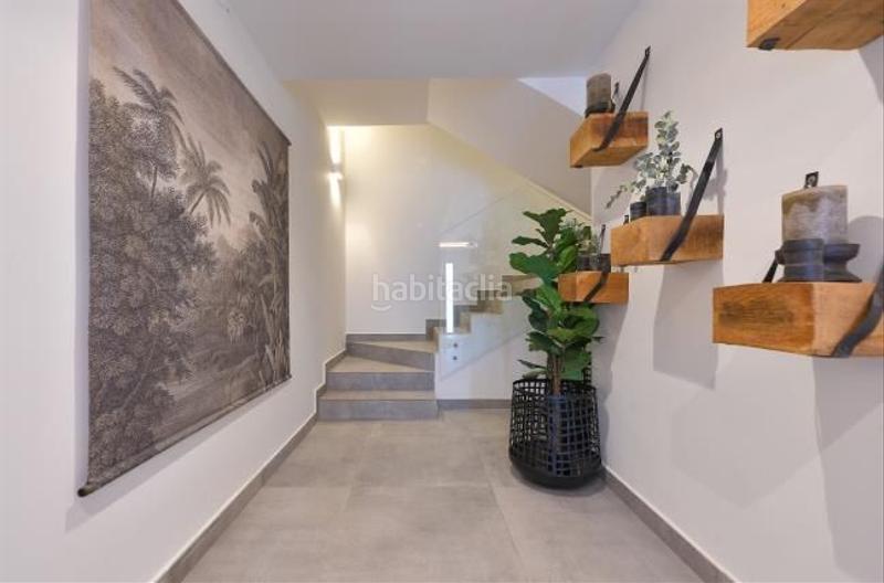 Foto b7ef4ac3-d2b2-4d81-a2ea-d62d172299a2. Miete chalet in n/a in Costabella Marbella