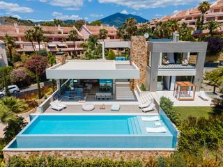 Casa a Avenida príncipe salman 3. Villa de lujo en el corazón de nueva andalucía
ubicado dentro d