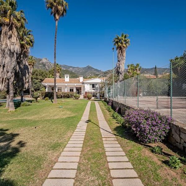 Foto 22145-img1386-338449929. Chalet en avenida de barcelona en Nueva Alcántara Marbella