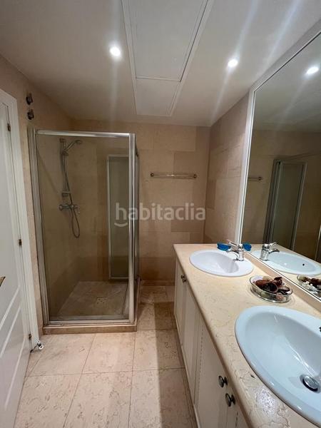 Foto aa1b52ef-5328-4fa0-9316-fd134d88bddd. Flat in n/a in Los Naranjos Marbella