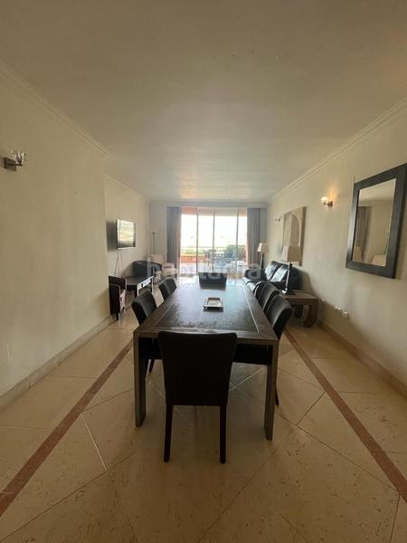 Foto faa73554-2897-4dc6-b98e-0d133d0126a2. Flat in n/a in Los Naranjos Marbella