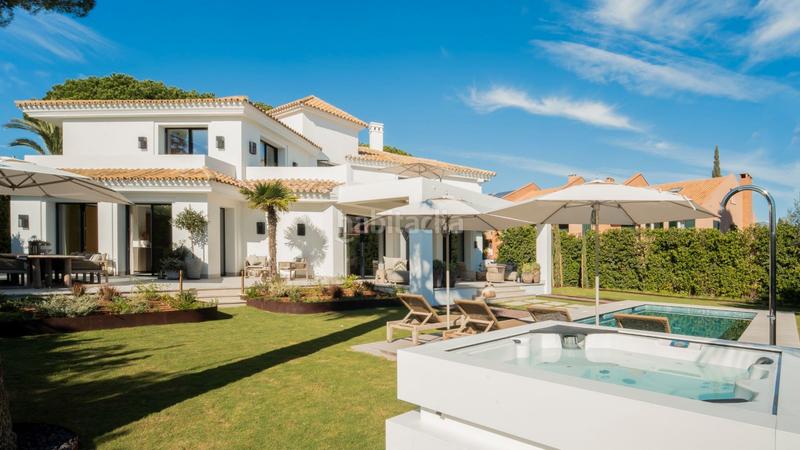 Foto 2cf91a85-2985-4b42-84a2-21f3c6a19056. Chalet in calle aduar 27 in Casco Antiguo Marbella