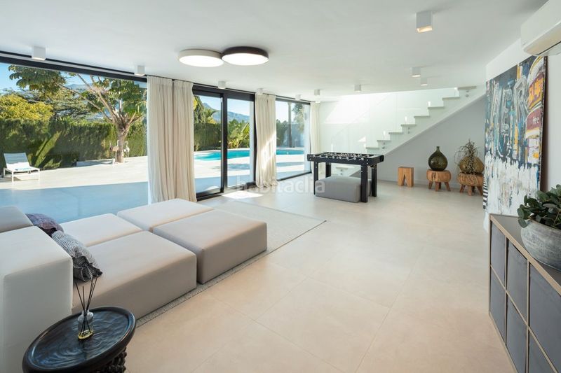 Foto 78af24b1-44a8-460b-8993-4563ab1b07bf. Casa a calle irís 12 a Nueva Andalucía centro Marbella