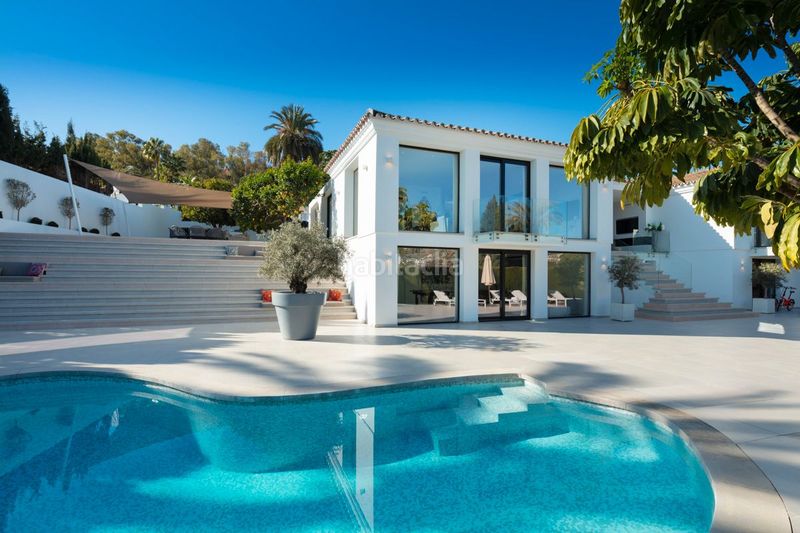 Foto 9a8100ad-390c-476c-84d7-606a42e01102. Casa a calle irís 12 a Nueva Andalucía centro Marbella