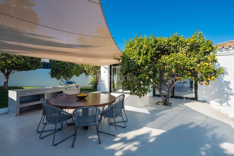 Foto bf75340d-16c5-4a7e-a5b3-88b837c17f52. Casa a calle irís 12 a Nueva Andalucía centro Marbella