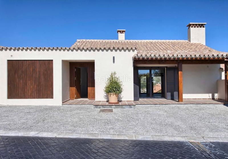 Foto 1a2203ae-32b2-45bd-9054-8eba9d830acb. Casa adossada amb piscina a los arqueros - puerto del almendro Benahavís