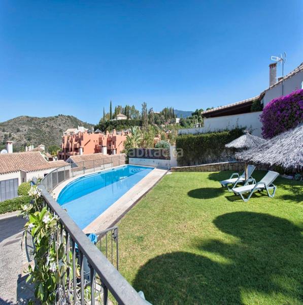 Foto 7449ebdd-1a86-4e48-9004-1bc491bdd925. Casa adossada amb piscina a los arqueros - puerto del almendro Benahavís