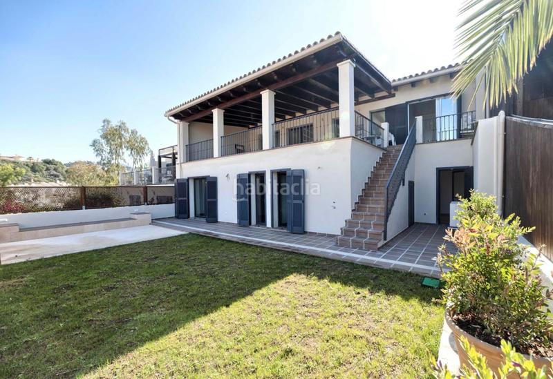 Foto d4b976d7-3f96-4d8f-b3a3-15b451d6b954. Casa adossada amb piscina a los arqueros - puerto del almendro Benahavís