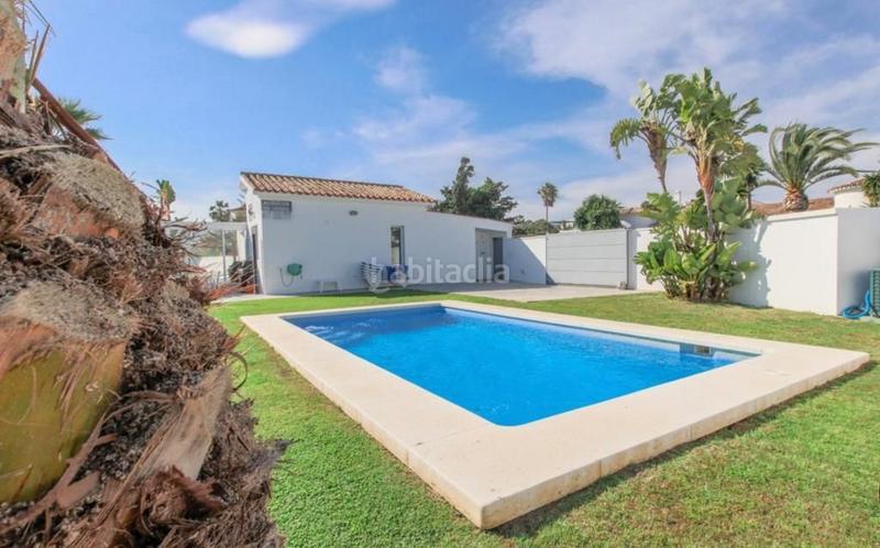 Foto 9dc48e83-2acc-456d-b60f-b46291b6bdd9. Lloguer casa amb aparcament piscina a Villacana - Costalita - Saladillo Estepona