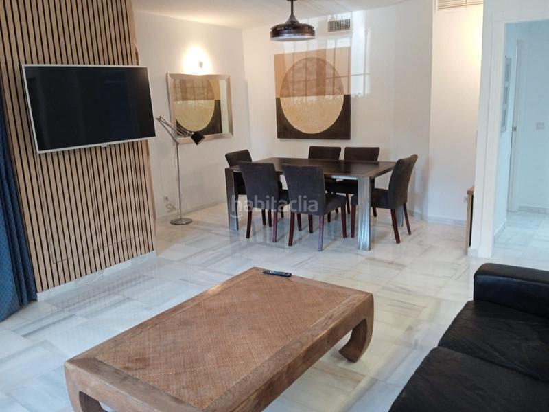 Foto 67aad26b-9e88-4f8c-9863-74d73fc533c0. Alquiler apartamento precioso apartamento en los naranjos en Marbella