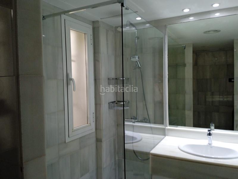 Foto dfdd589d-5814-4693-a61b-a001143191d5. Location appartement avec piscine dans La Dama de Noche - La Alzambra Marbella