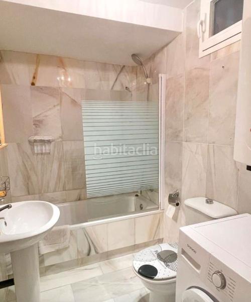 Foto 7bf16593-4e0c-468e-ba26-08e27eaff23f. Rent flat with parking pool in altos de Estepona Estepona