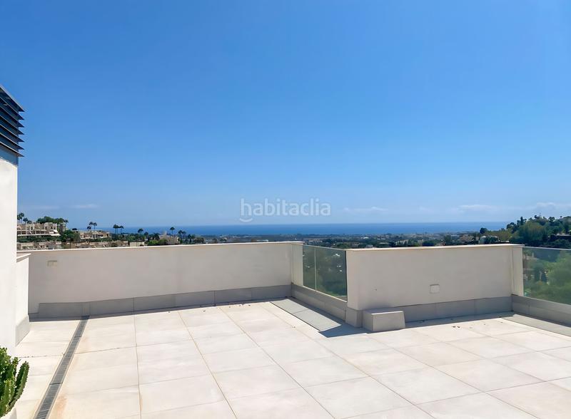 Foto a2ffe4cc-f0e5-47a8-87c2-446b6286aec7. Penthouse with heating parking pool in La Quinta Benahavís