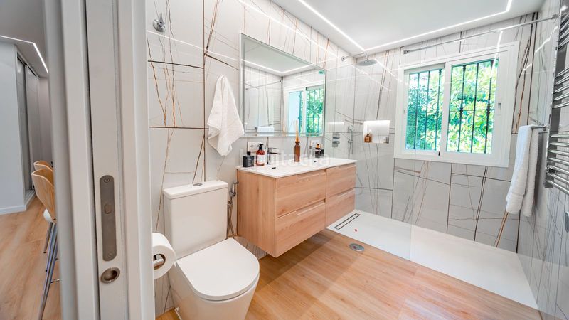 Foto eeb91842-2061-4e56-928c-1c7ec1229592. Apartament amb piscina a La Quinta Benahavís