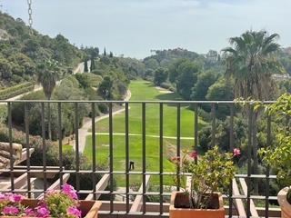 Dúplex  Calle torre esteril. Exclusivo ático dúplex con vistas impresionantes al golf y al ma