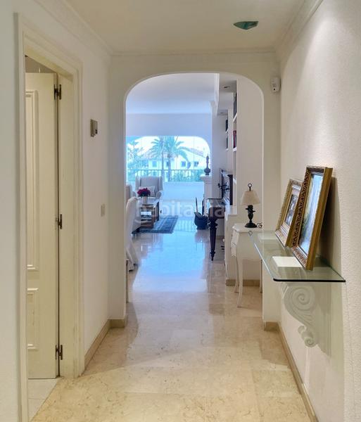 Foto eec62705-f9a6-40d6-9d14-2257671571fe. Location appartement avec parking piscine dans Nueva Andalucía centro Marbella