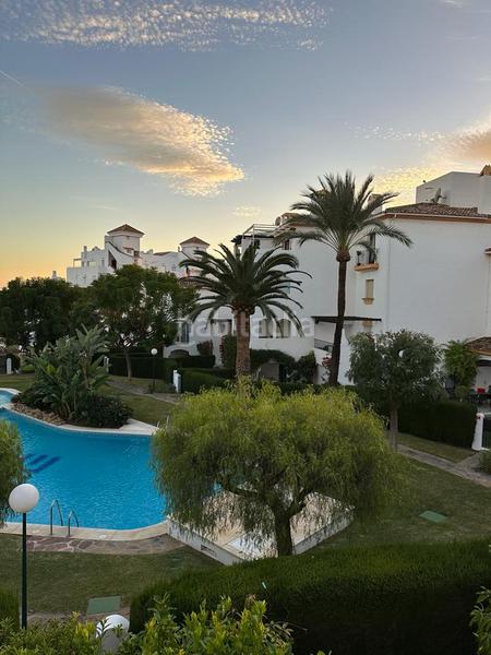 Foto fa59d63a-6de1-479f-980f-79369d3c6ad7. Location appartement avec parking piscine dans Nueva Andalucía centro Marbella