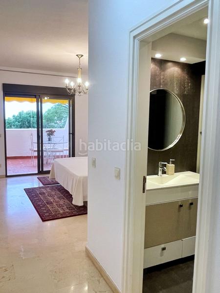Foto d975732e-a92d-4323-9de2-5349a4882847. Miete appartement mit parking pool in Nueva Andalucía centro Marbella