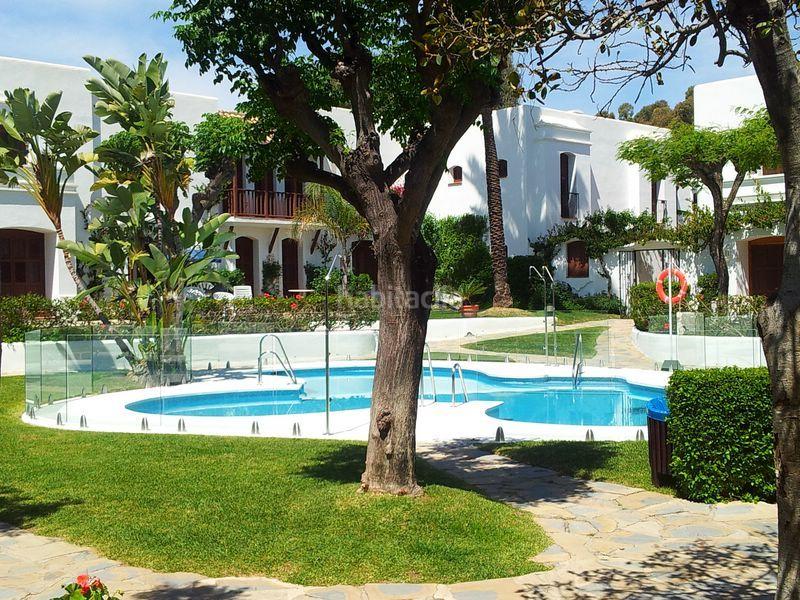 Foto 70ed6d53-3118-42f7-aeb6-a3fd46d996de. Lloguer casa adossada a calle alberto 29 a Villacana - Costalita - Saladillo Estepona