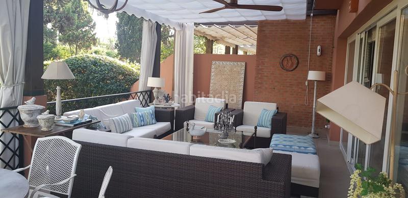 Foto 46be2282-e0cf-481c-94b9-0b0ac4b89e47. Lloguer casa aparellada amb aparcament piscina a Marbella