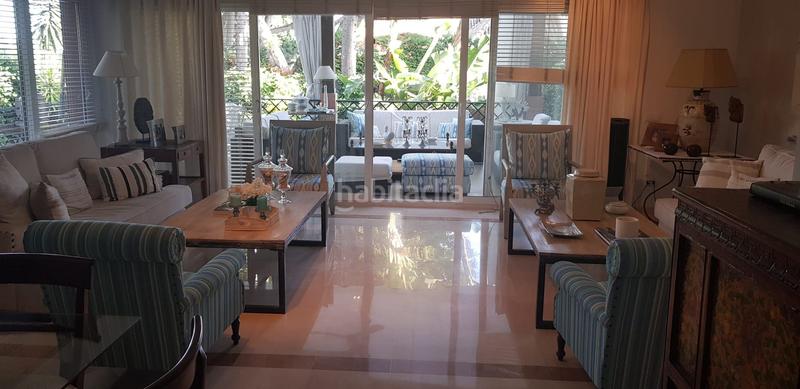 Foto b64cc354-cbb5-4686-90a4-d2eca0720831. Miete doppelhaus mit parking pool in Puerto Banús Marbella