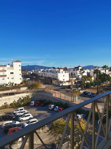 Foto b1235eac-fc21-4dd9-8466-9b53fca68f5b. Pis a sierra de Estepona - avda. de andalucía Estepona