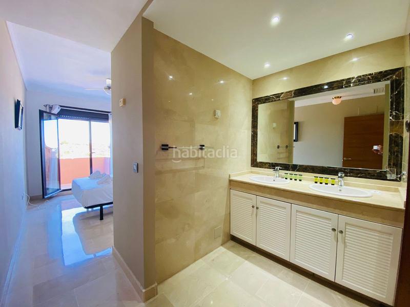 Foto 47b2fad8-607a-4cca-a693-22a62bd24e1b. Miete reihenhaus mit parking pool in Valle Romano Golf Estepona