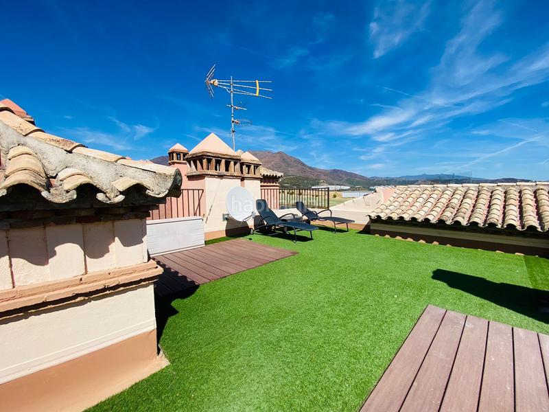 Foto ceff296f-5ccf-4528-821e-9970ebe2e2ac. Rent semi detached house with parking pool in Valle Romano Golf Estepona