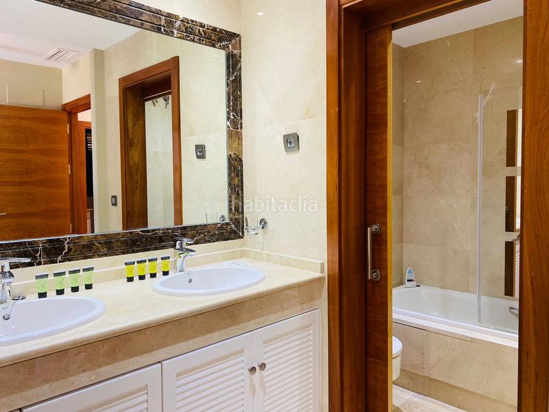 Foto d1360122-3c98-4915-a490-63807eddad2d. Rent semi detached house with parking pool in Valle Romano Golf Estepona