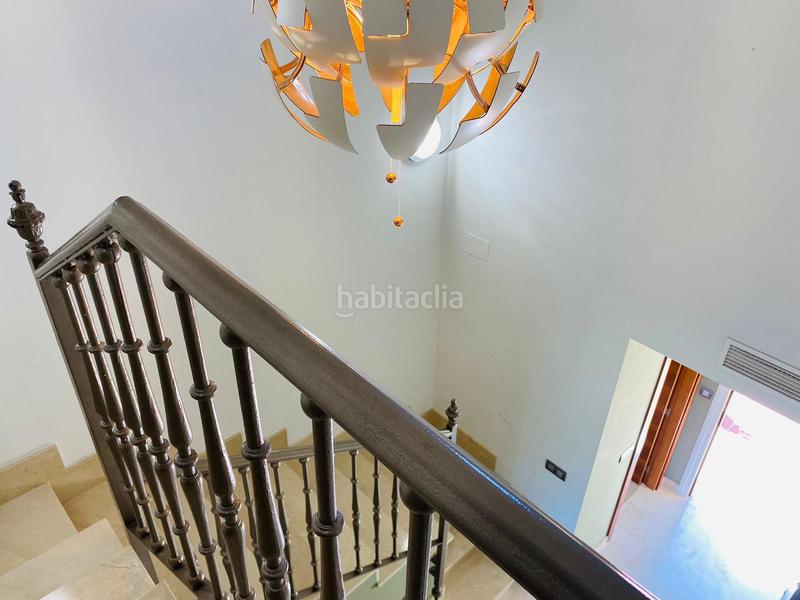 Foto f684b68b-4f91-4c5d-9f44-3fb89a0228ba. Rent semi detached house with parking pool in Valle Romano Golf Estepona