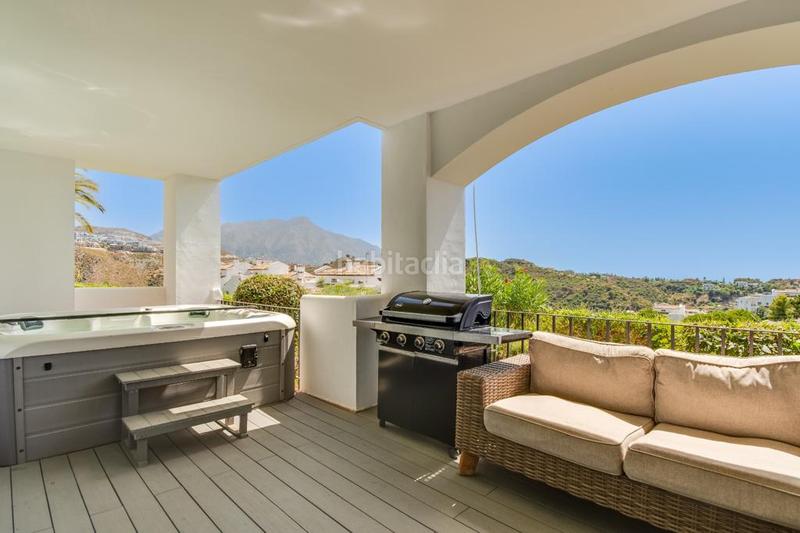 Foto 12e0ba6d-68a7-4609-828e-753e1a3db459. Location rez-de-chaussée avec piscine dans La Quinta Benahavís