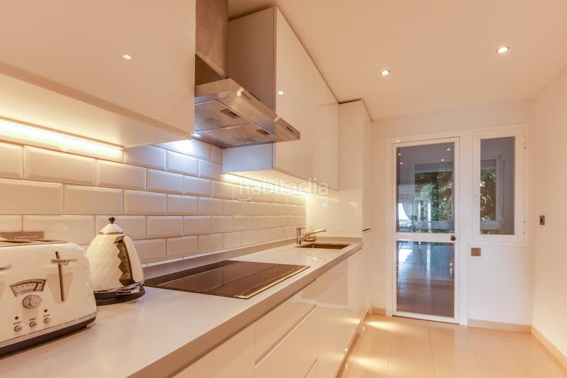 Foto b7b6eed9-599b-4a28-aa5f-e87f222fe015. Location rez-de-chaussée avec piscine dans La Quinta Benahavís