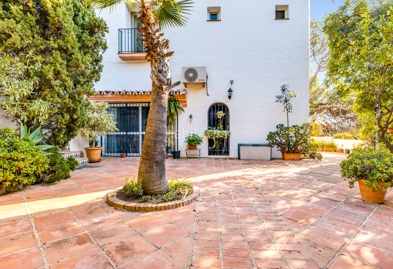 Foto e1c444a0-c3cb-489e-b3ee-62bcbfa90fc3. Chalet with parking pool in La Concha - Resina Golf Estepona