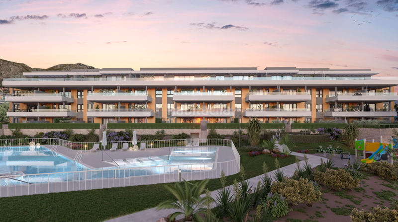 Foto 59bcb8cd-f13d-4018-a6a2-de311dd6181f. Apartament amb aparcament piscina a Montemar Torremolinos