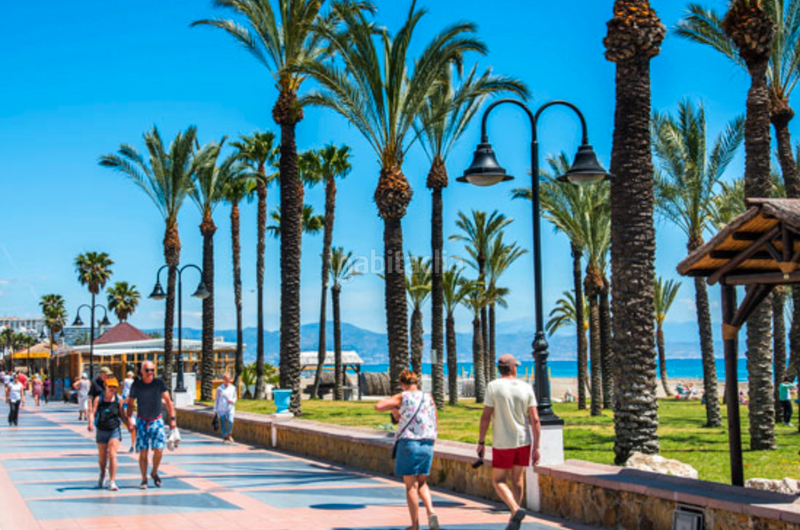 Foto bd5ed9d1-bee4-4816-9b04-1b8bc6221df0. Apartament amb aparcament piscina a Montemar Torremolinos