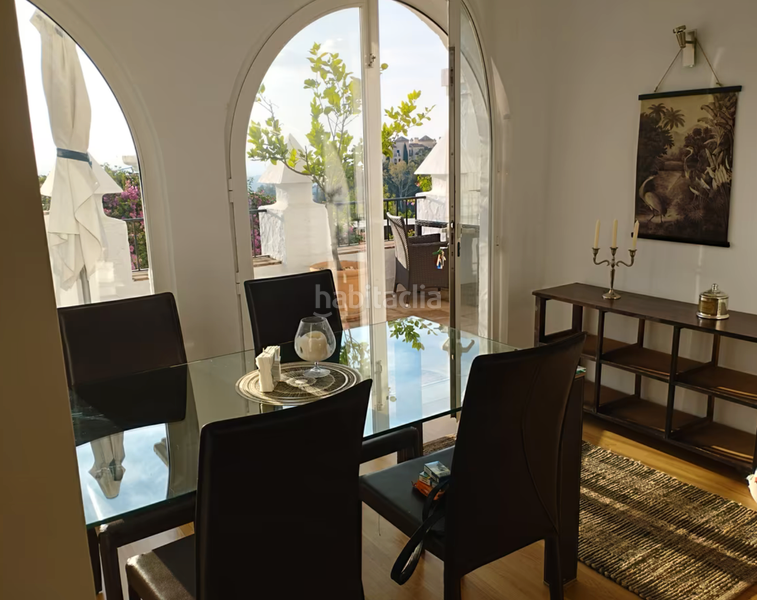 Foto 65cf11f8-2ca0-4147-8cc3-121aee9bb7c9. Alquiler piso precioso apartamento en alquiler en La Quinta en Benahavís