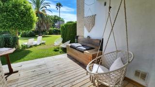 Duplex  Avenida del norte. Increible duplex renovado en venta en aloha