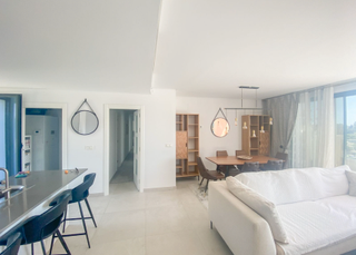 Lloguer Pis  Calle isla madeira. Increible y moderno atico duplex en alquiler en la quinta