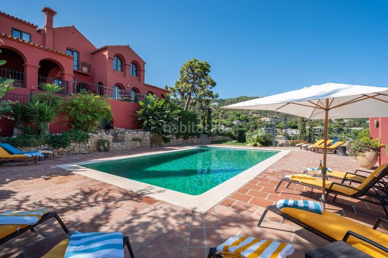 Foto 82c6ac69-d4dc-4802-aa71-b5263a66b12a. Alquiler chalet villa en alquiler y venta en El Madroñal benahavis en Benahavís