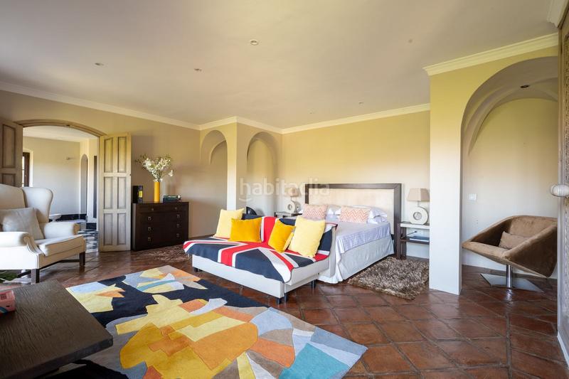 Foto 5f2c3267-614a-4436-8787-64e84a44a7f8. Miete chalet mit kamin parking pool in El Madroñal Benahavís