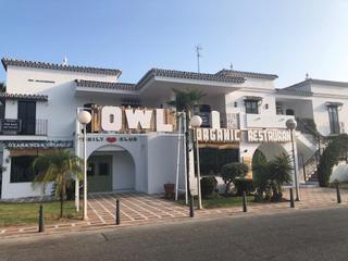 Local Comercial a Calle de la rosa 69. Magnifico restaurante en plena avenida benamara en el paraiso.
