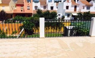 Casa adossada a Los Naranjos. Adosado en puerto banus - marbella.