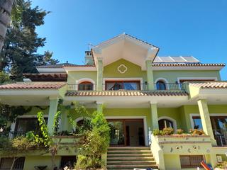 Affitto Chalet  Calle del tenis. Magnífica villa independiente en benahavís. es una hermosa vivie