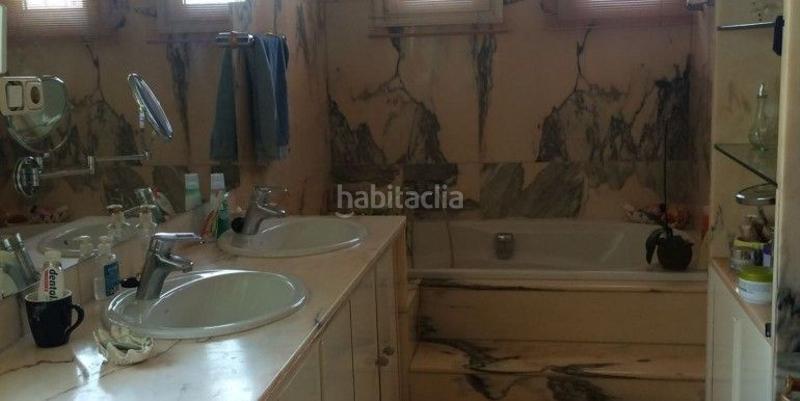 Foto 981a8ca2-15e7-4214-9e54-31263912fc75. Casa amb calefacció a Zona Centro Comercial Torrequebrada Benalmádena