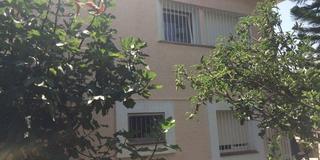 Casa  Calle torrequebrada. Un lugar fantástico que cubrirá todas sus necesidades y deseos,