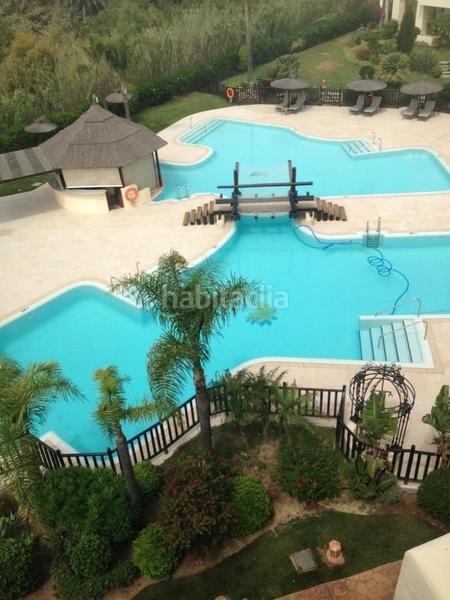 Foto 746e3980-b678-4be5-83c5-d60d919757d0. Appartement mit parking pool in Cancelada Estepona